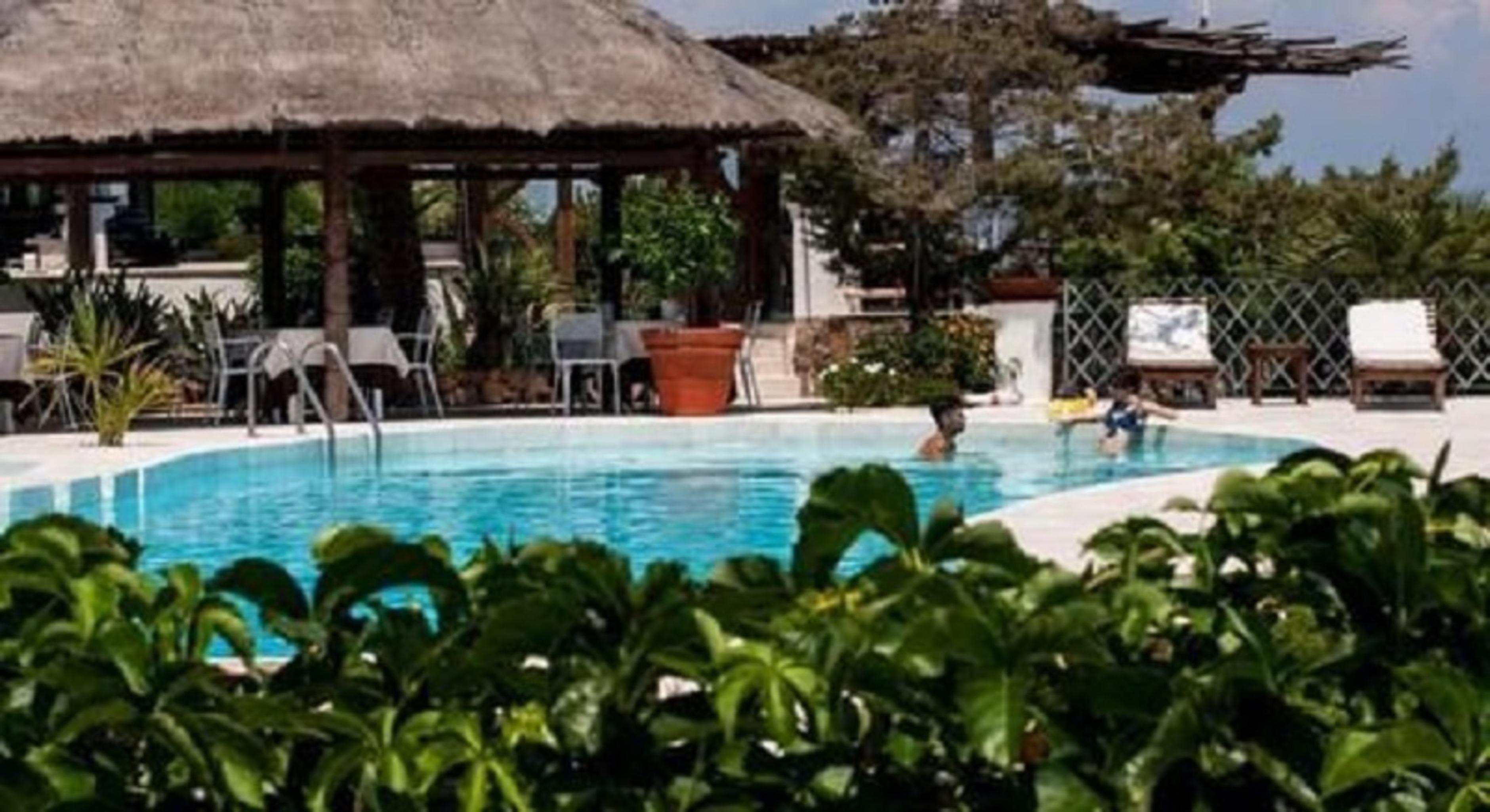 Hotel Balocco Порто Черво Екстериор снимка